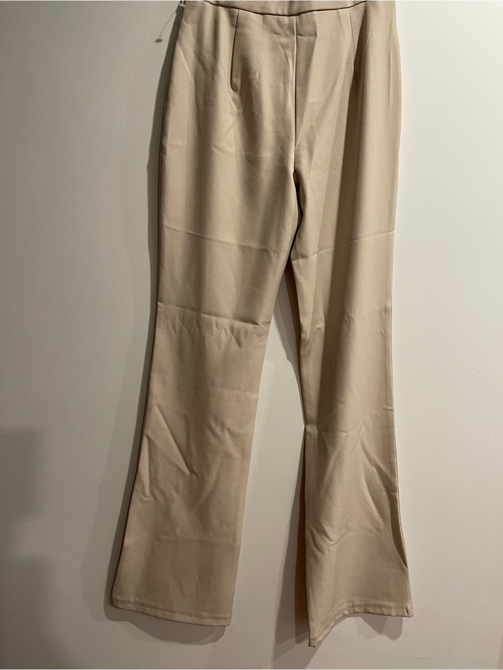 Women's Cream Flare Dress Pants prettylittlething NWT - Picture 15 of 16
